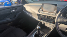 Nissan Qashqai 1.3 DiG-T MH Acenta Premium 5dr Petrol Hatchback